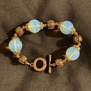 White Chalcedony Gold Beads Bracelet New without Tags